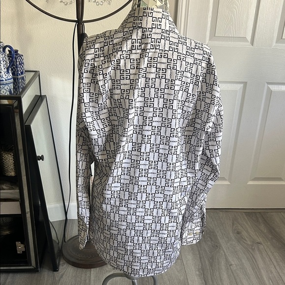 GIVENCHY Vintage Designer Black and White Patterned Women's Blouse Button Down - Picture 8 of 11